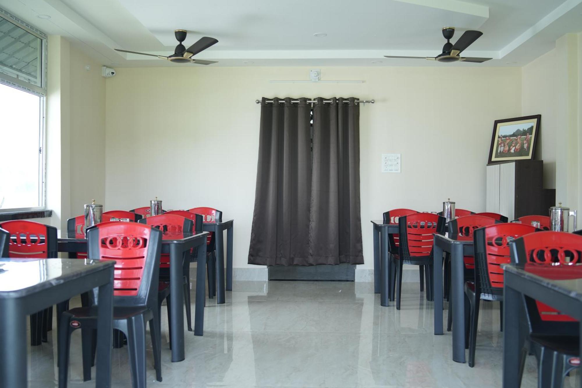 Queen Of Dooars Eco Resort Chalsa ภายนอก รูปภาพ