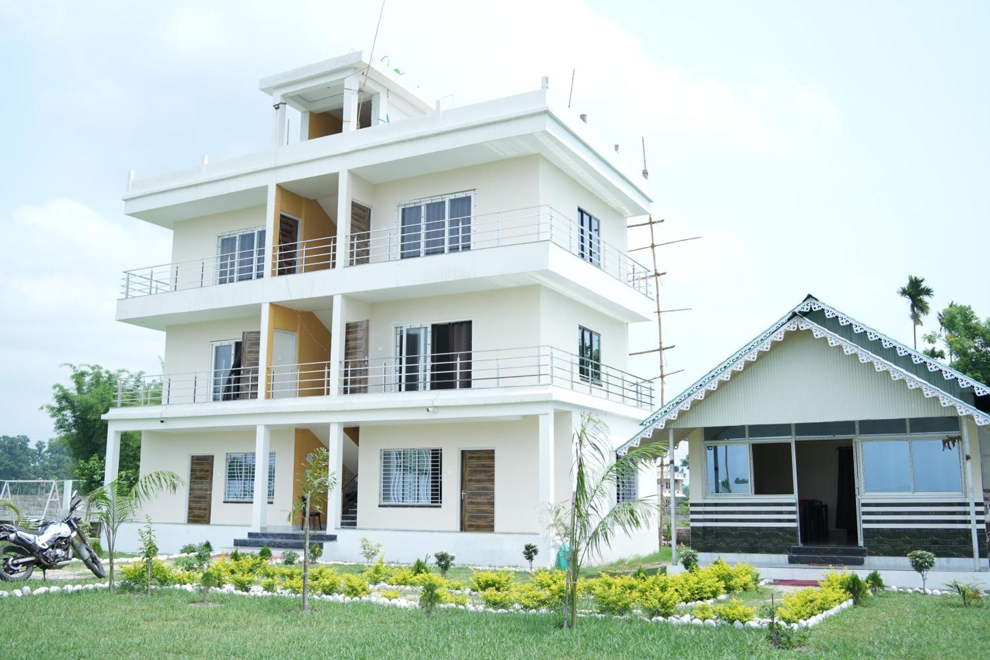 Queen Of Dooars Eco Resort Chalsa ภายนอก รูปภาพ