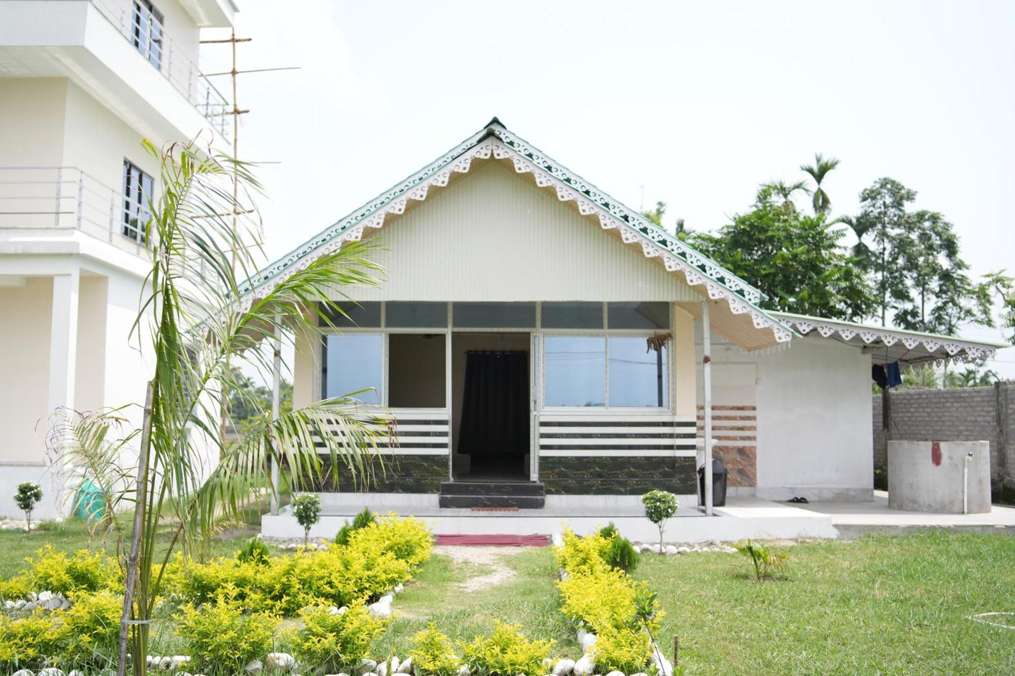 Queen Of Dooars Eco Resort Chalsa ภายนอก รูปภาพ